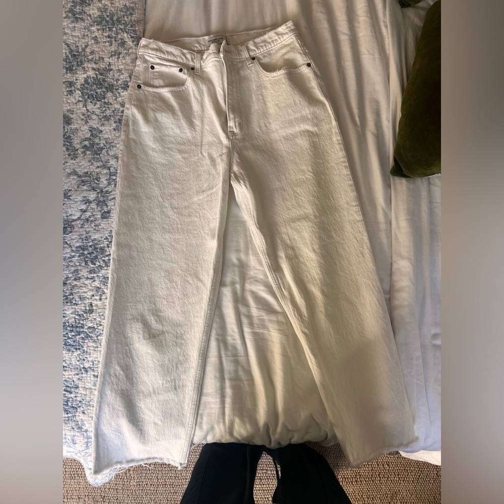 Abercrombie 90s straight ultra high rise jeans